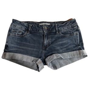 Bullhead Black Dark Wash Denim Low Rise Rolled Shorts - Size 3